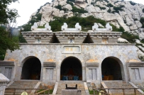 主掌上清天医院，拯救两途孤鬼，拔度十伤亡魂——三皇大帝